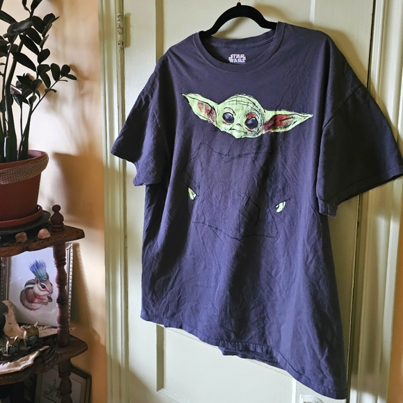 Star Wars Other - Star Wars The Mandalorian Baby Yoda grey tee shirt